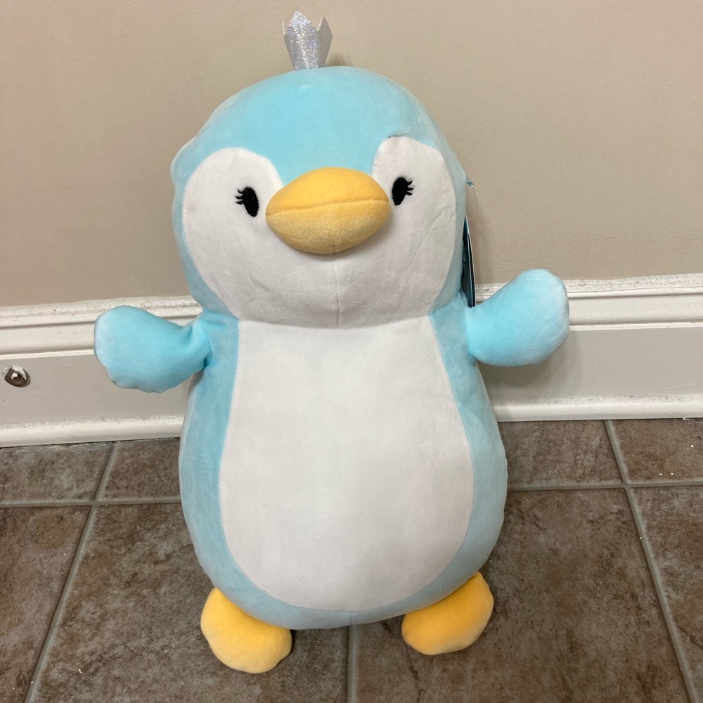 Reyna the penguin